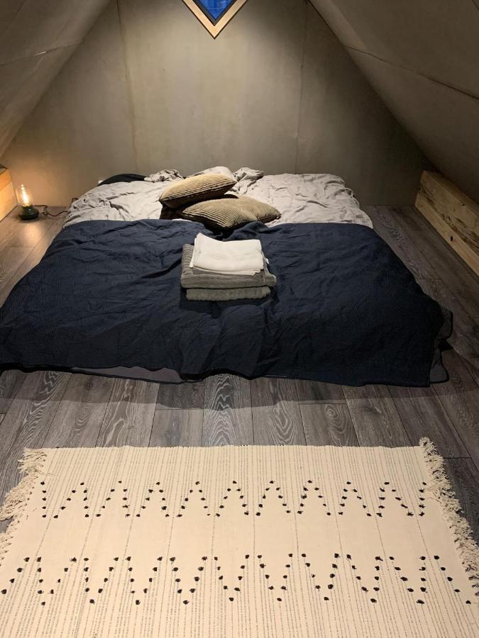 Hytte I Forste Raekke Til Fjord Hotel Holbaek Bagian luar foto